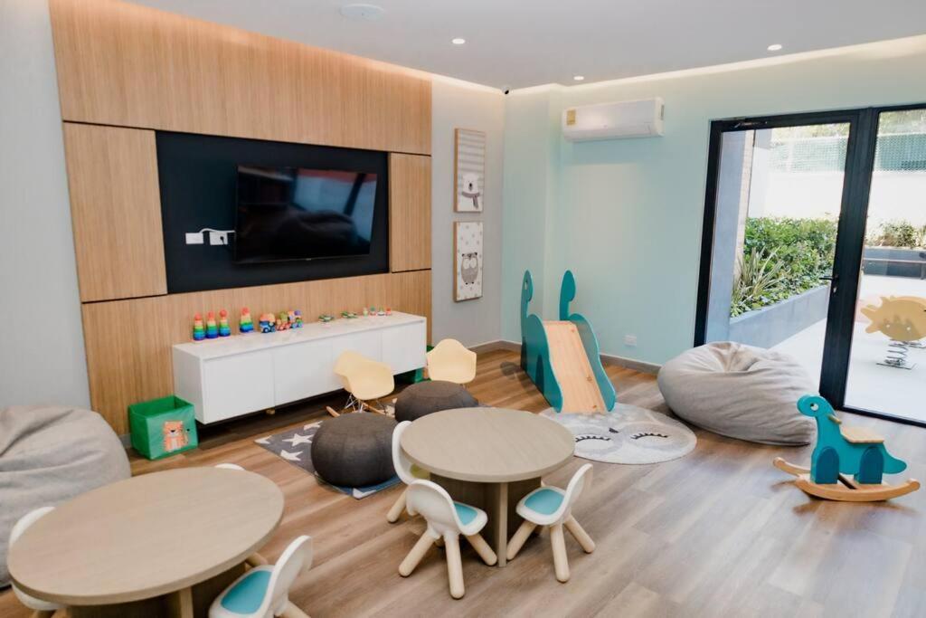 Apartamento De Lujo En Zona 10 Гватемала Экстерьер фото